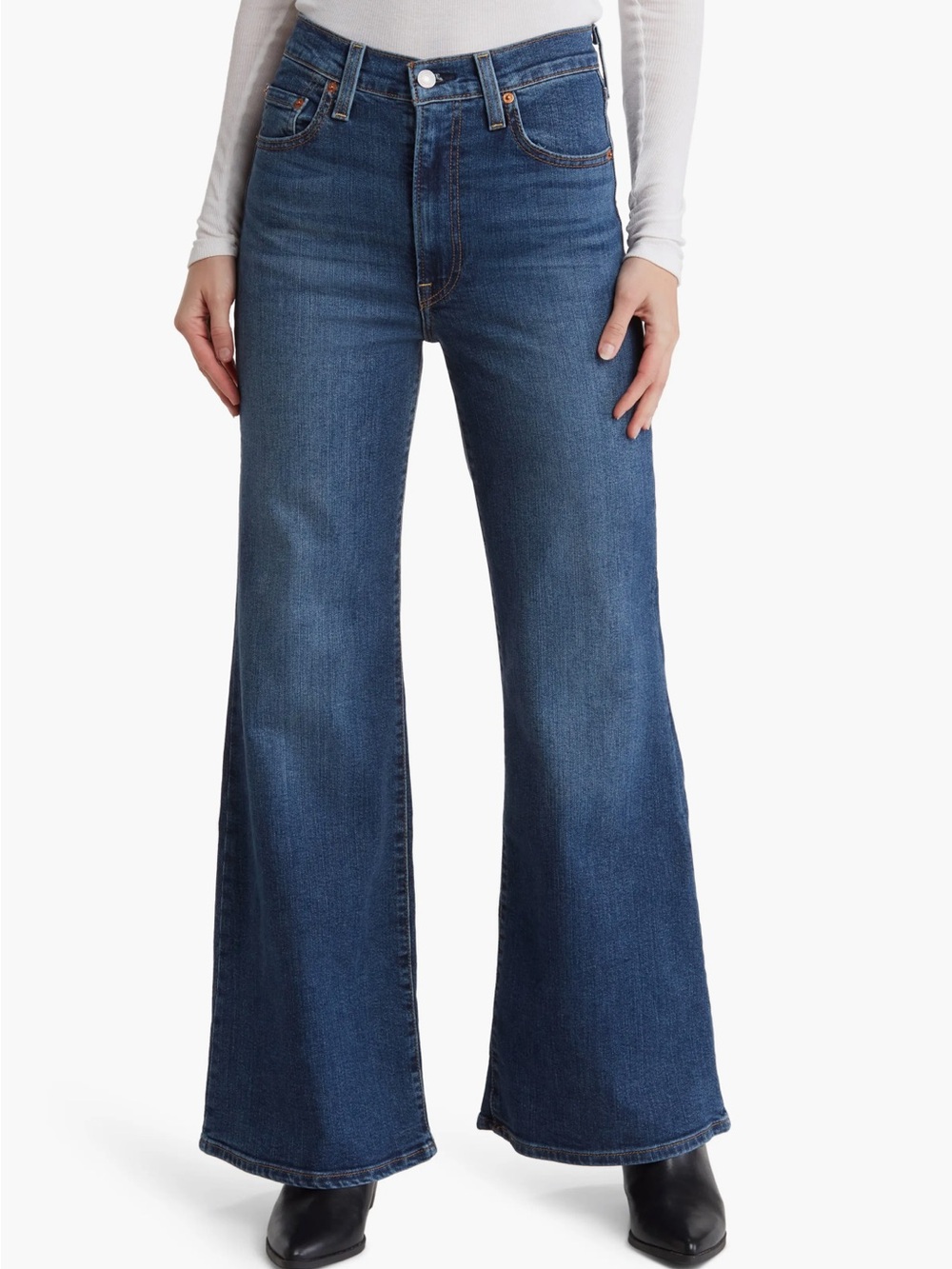 Levi's Premium Ribcage Bell Jeans 26 High Rise Flare Wide Leg Water<Less